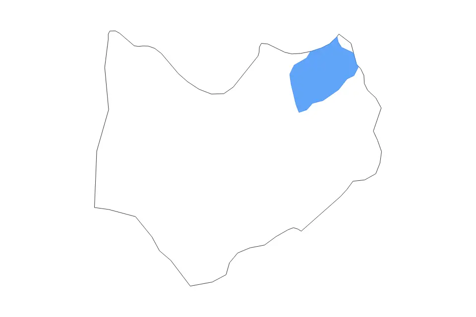 Outline map of Kirundo, Burundi with subdivision borders and major lakes.