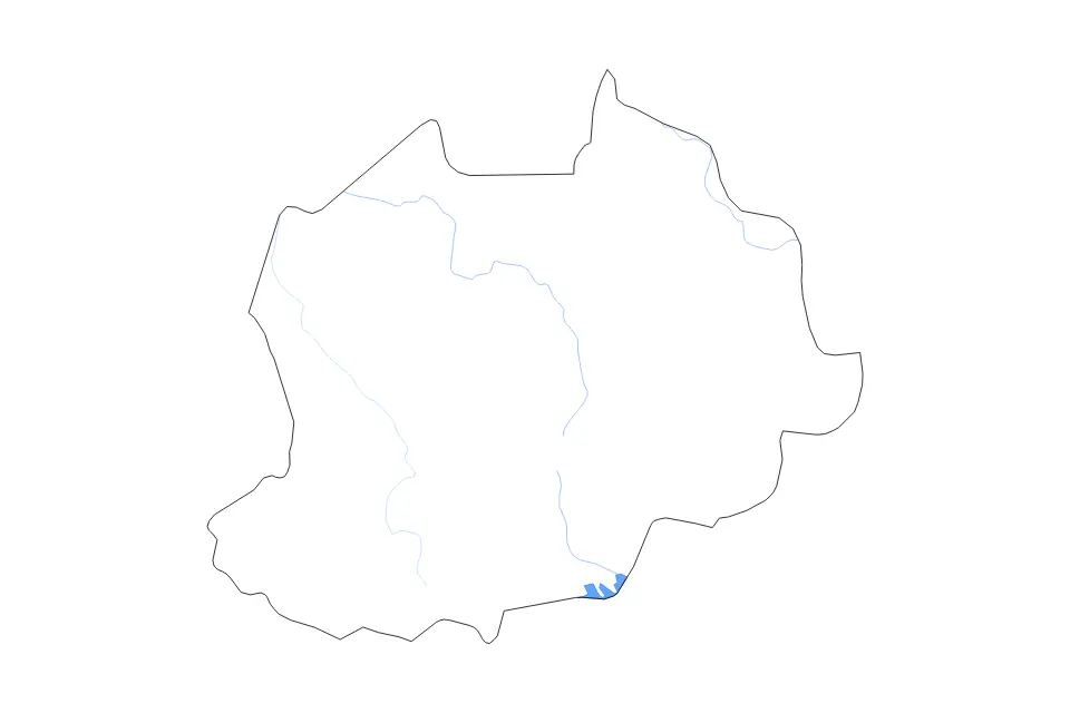 Outline map of Northwest, Cameroon with subdivision borders and major lakes and rivers.