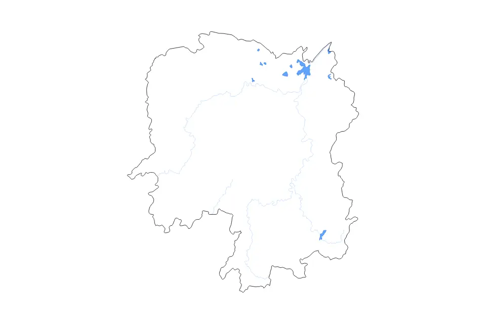 Outline map of Hunan, China with subdivision borders and major lakes and rivers.