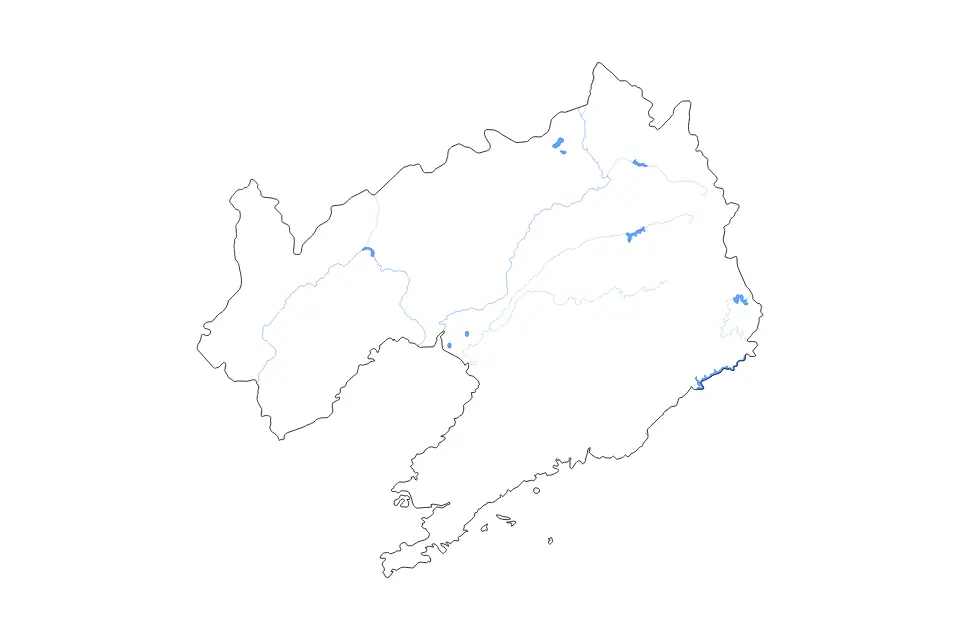 Outline map of Liaoning, China with subdivision borders and major lakes and rivers.