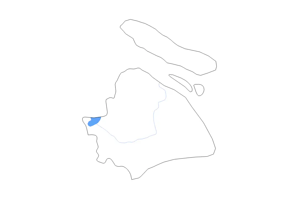Outline map of Shanghai Municipality, China with subdivision borders and major lakes and rivers.