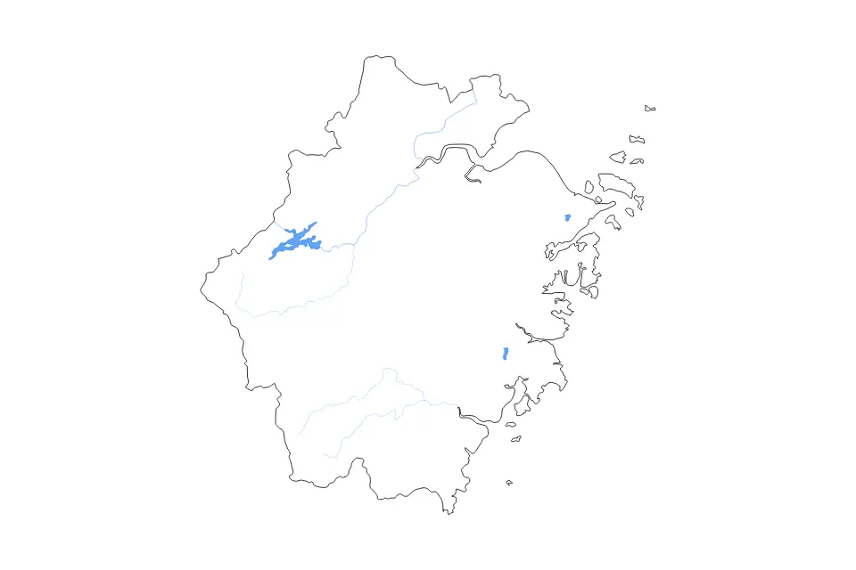 Outline map of Zhejiang, China with subdivision borders and major lakes and rivers.