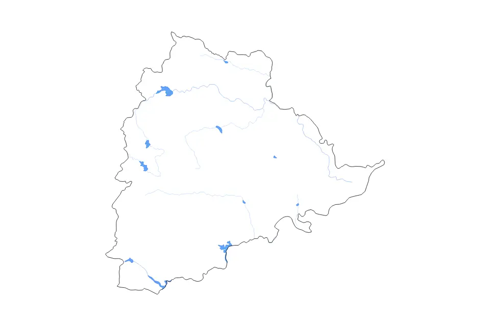 Outline map of Telangana, India with subdivision borders and major lakes and rivers.