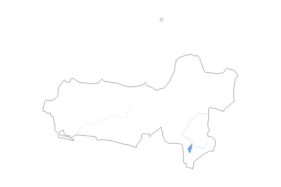 Outline map of Central Java, Indonesia with subdivision borders and major lakes and rivers.