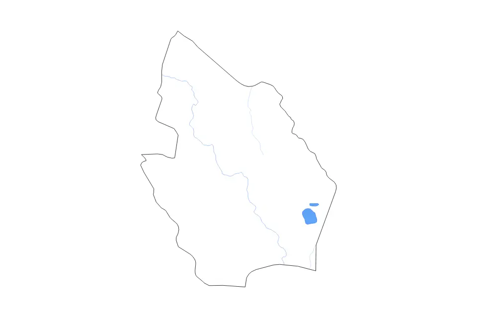 Outline map of Maysan, Iraq with subdivision borders and major lakes and rivers.