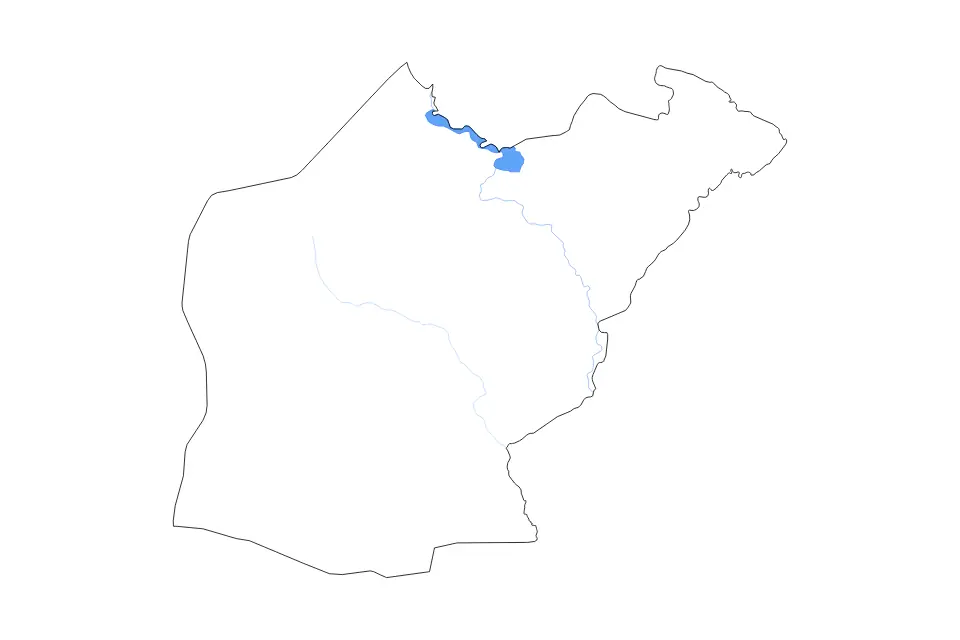 Outline map of Nineveh, Iraq with subdivision borders and major lakes and rivers.