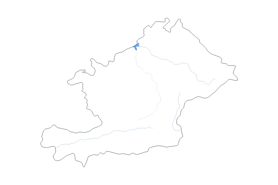 Outline map of Osh, Kyrgyzstan with subdivision borders and major lakes and rivers.
