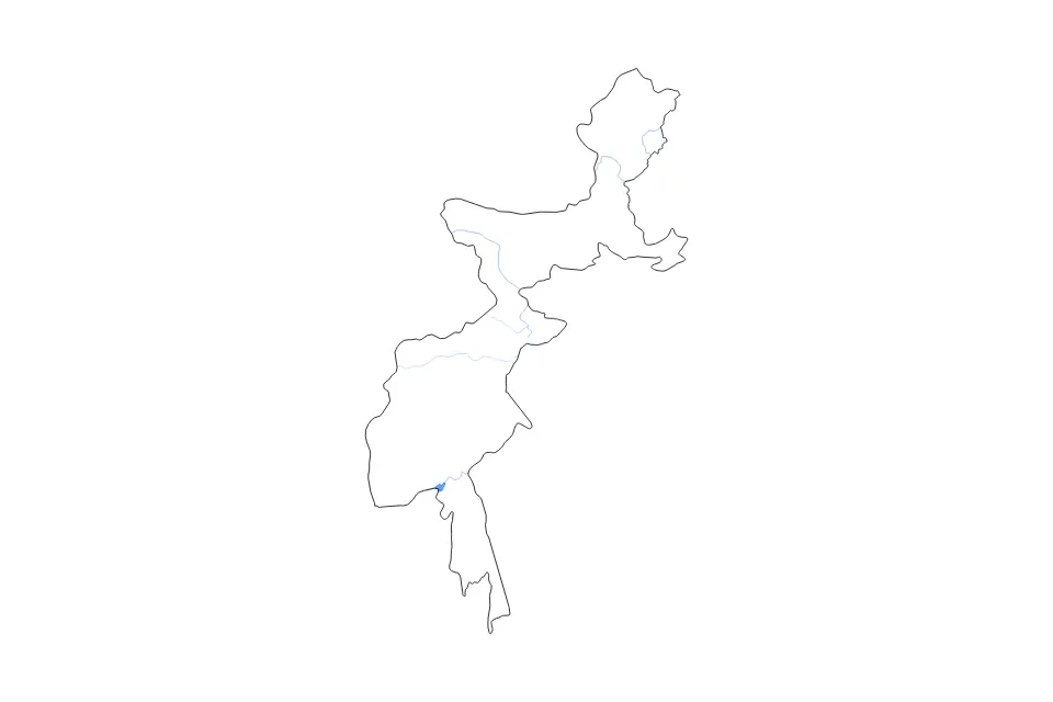 Outline map of Federally Administered Tribal Areas, Pakistan with subdivision borders and major lakes and rivers.