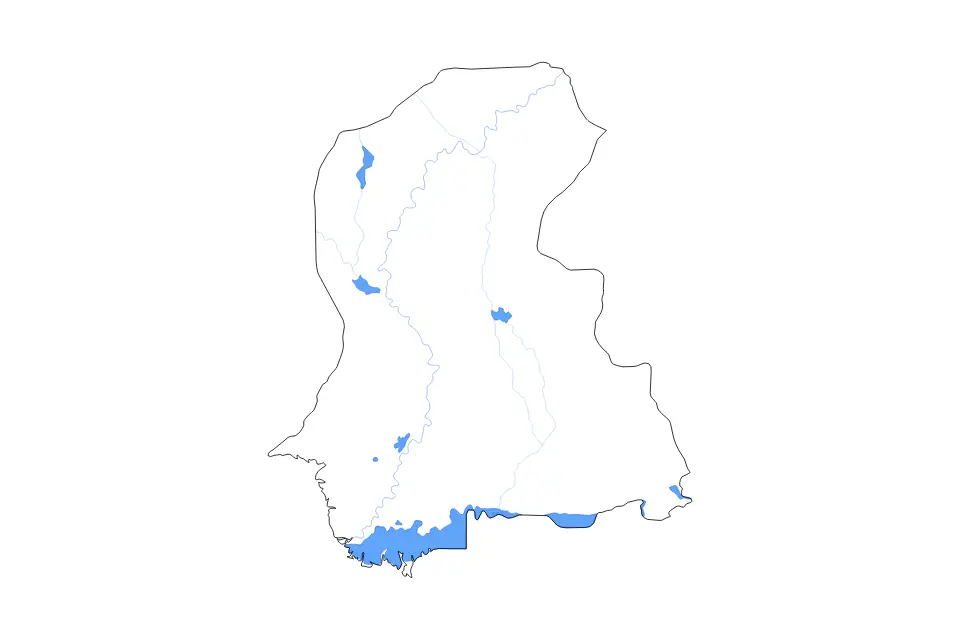 Outline map of Sindh, Pakistan with subdivision borders and major lakes and rivers.