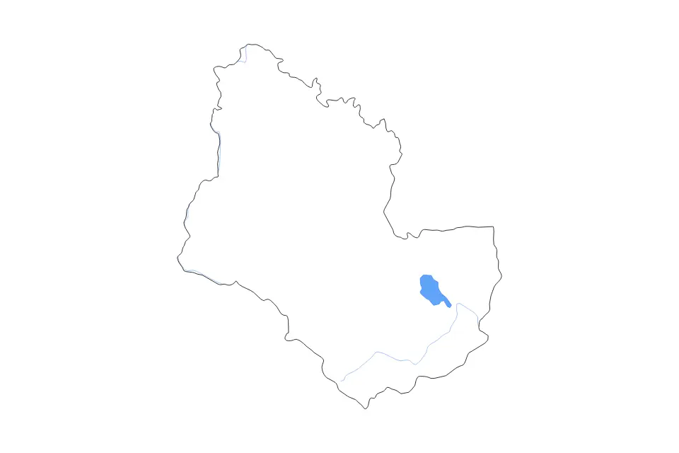 Outline map of Sakon Nakhon, Thailand with subdivision borders and major lakes and rivers.