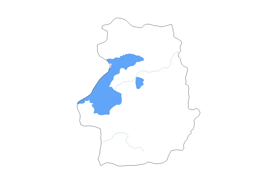 Outline map of Van, Turkey with subdivision borders and major lakes and rivers.