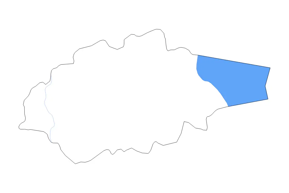 Outline map of Jõgeva County, Estonia with subdivision borders and major lakes and rivers.