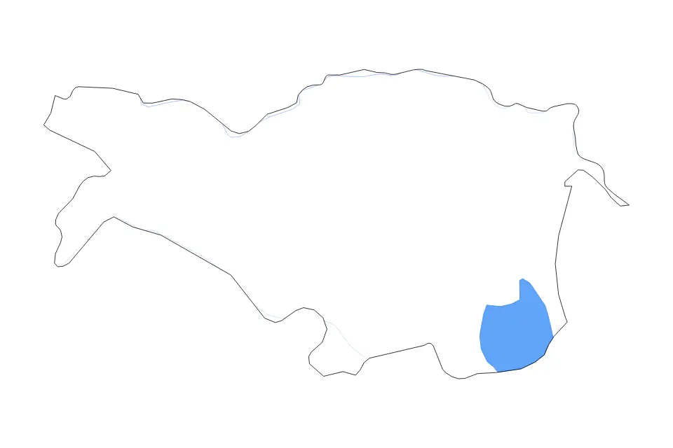 Outline map of Ferrara, Italy with subdivision borders and major lakes and rivers.