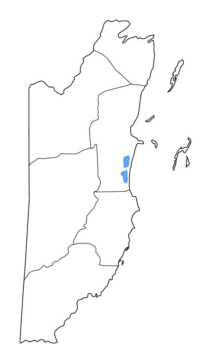 Outline map of Belize (country) with internal administrative boundaries, lakes, and rivers.