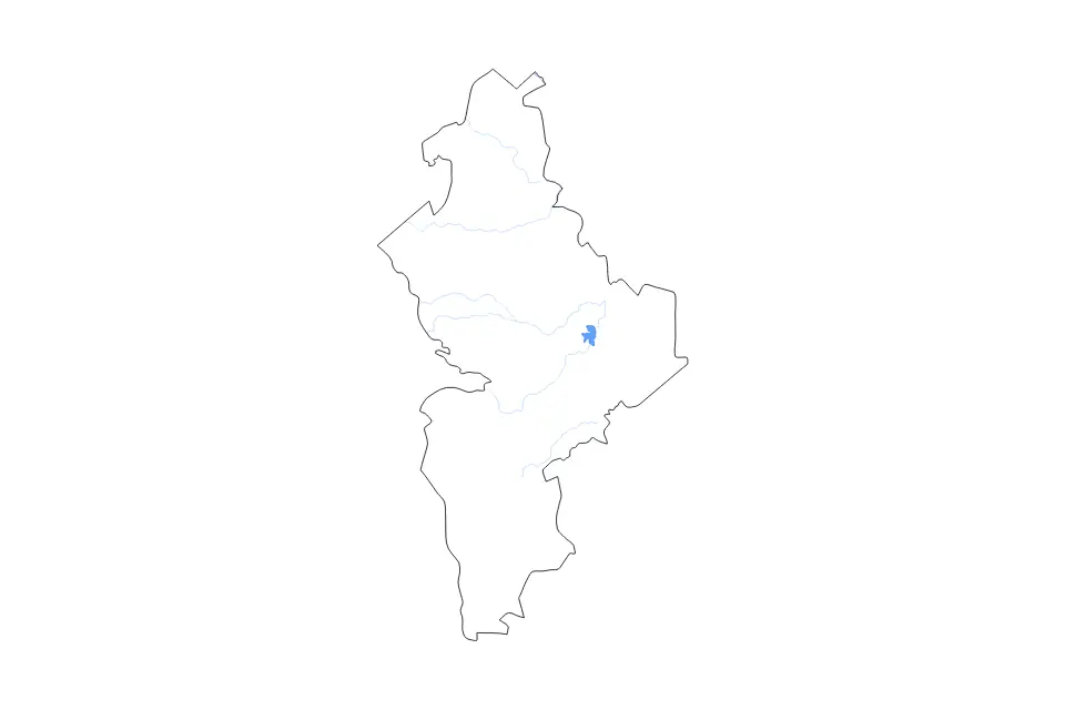 Outline map of Nuevo León, Mexico with subdivision borders and major lakes and rivers.