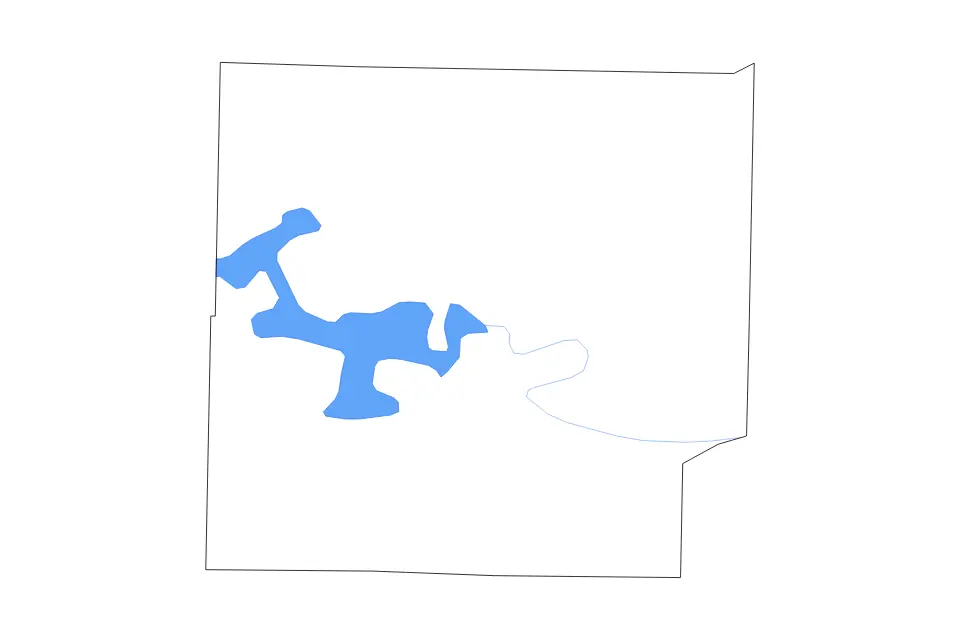 Outline map of Cleburne County, Arkansas with subdivision borders and major lakes and rivers.