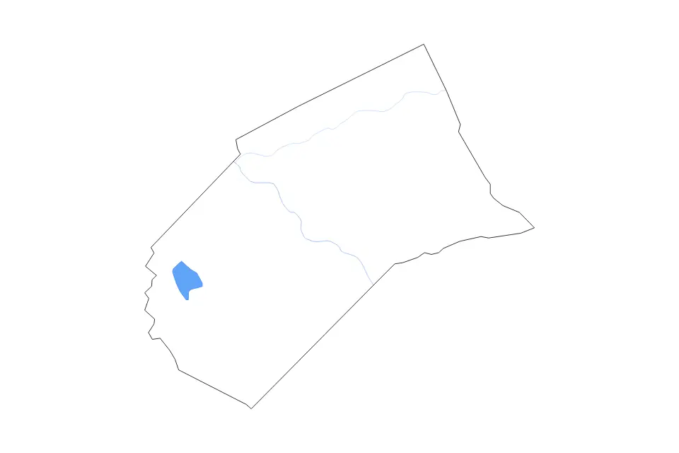 Outline map of Merced County, California with subdivision borders and major lakes and rivers.