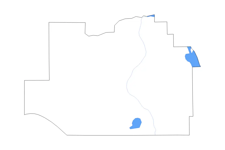 Outline map of Marion County, Florida with subdivision borders and major lakes and rivers.