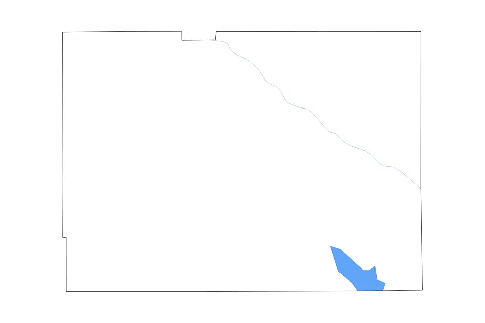Outline map of Reno County, Kansas with subdivision borders and major lakes and rivers.