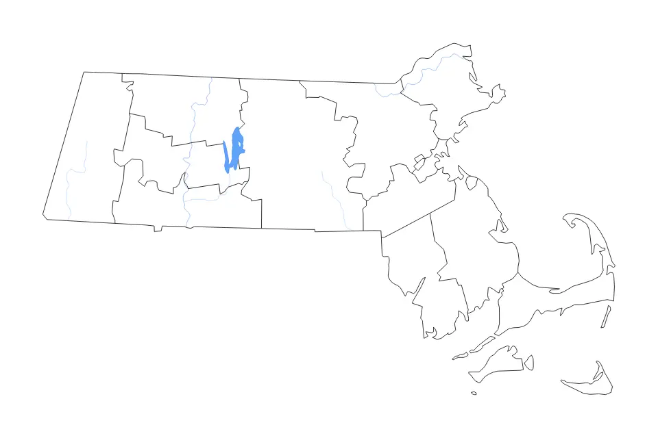 Outline map of Massachusetts, United States with subdivision borders and major lakes and rivers.