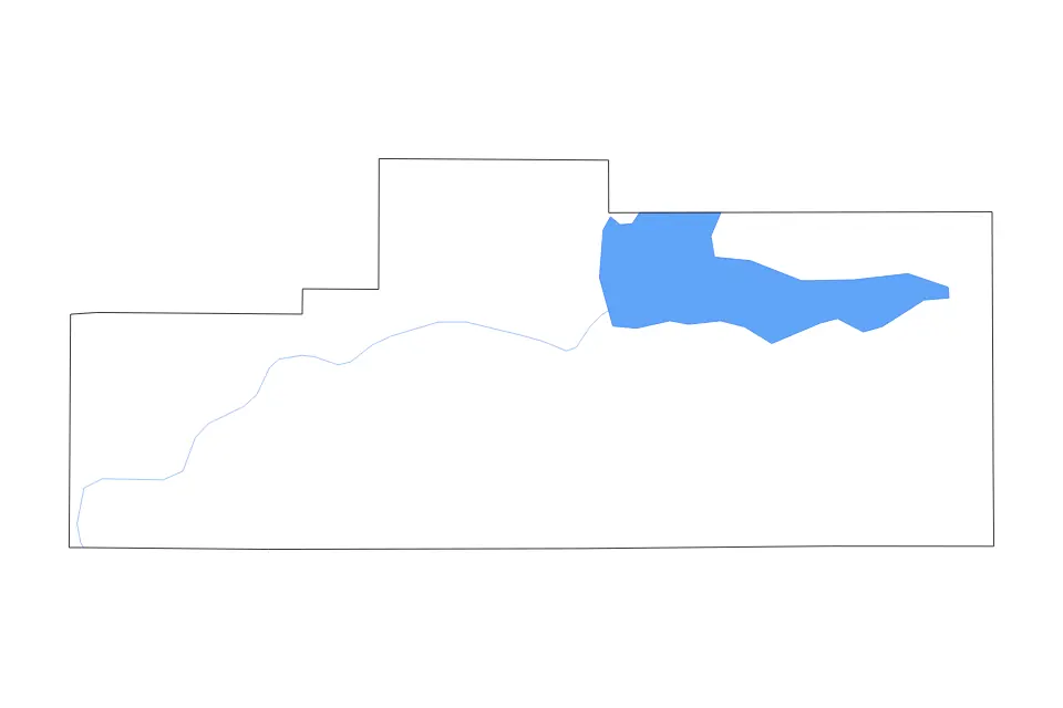 Outline map of Grenada County, Mississippi with subdivision borders and major lakes and rivers.