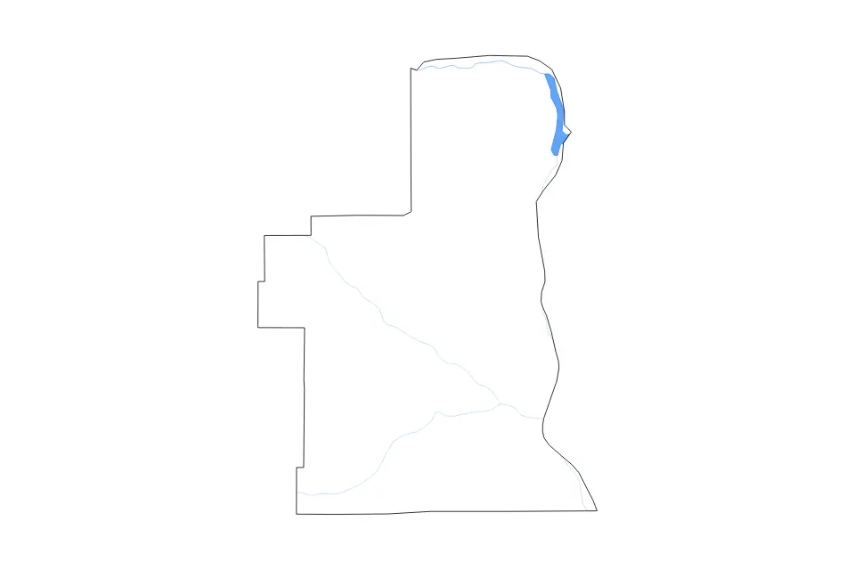 Mapa de Petroleum, Montana de tipo contorno, lagos y ríos para América del Norte, con contorno, lagos y ríos con elementos de agua como Fort Peck Lake.
