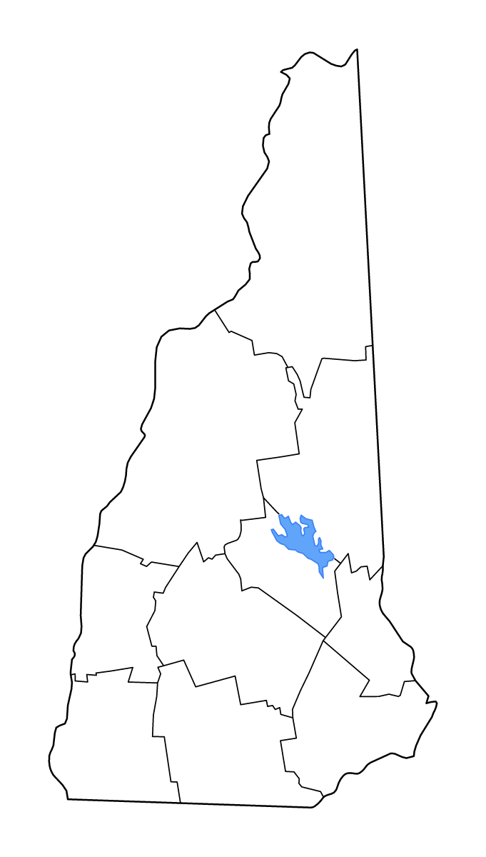 Mapa de contorno de New Hampshire, United States con límites administrativos internos, lagos y ríos.