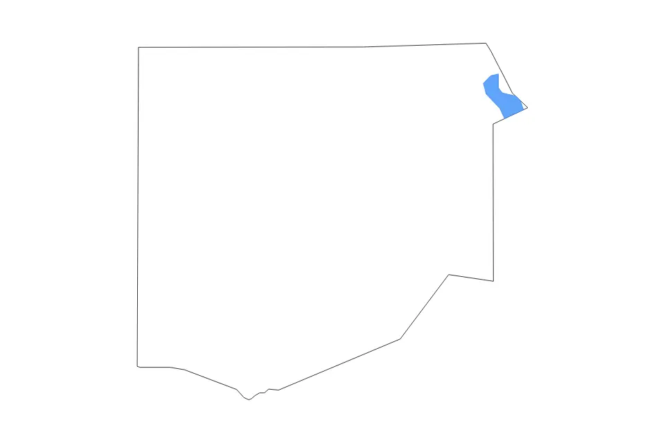 Outline map of Upshur County, Texas with subdivision borders and major lakes.