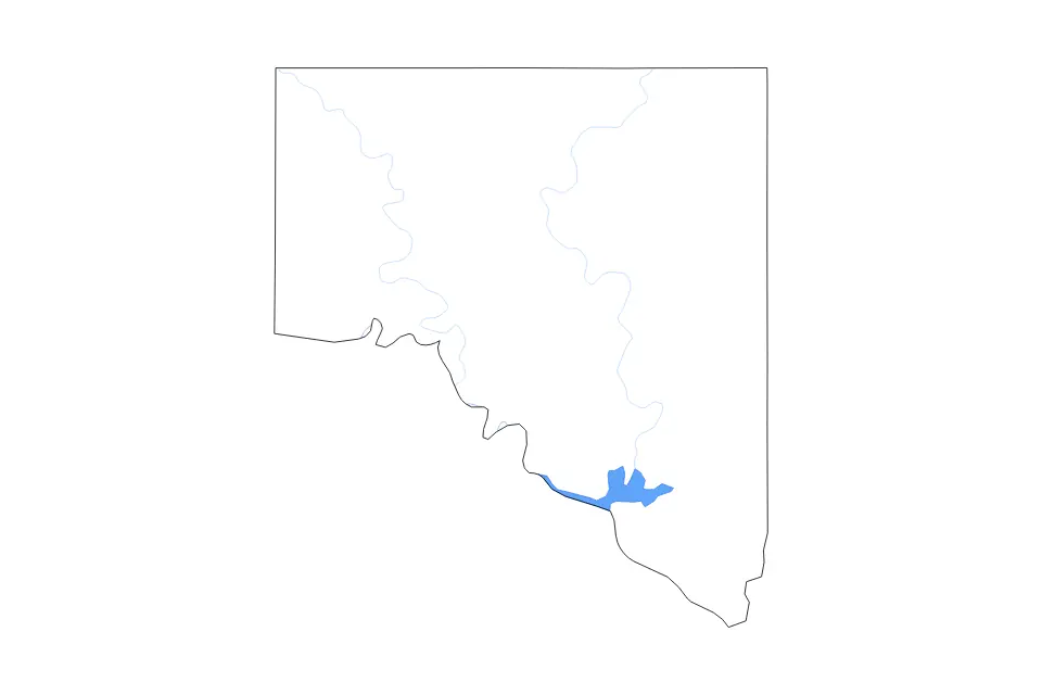 Outline map of Val Verde County, Texas with subdivision borders and major lakes and rivers.