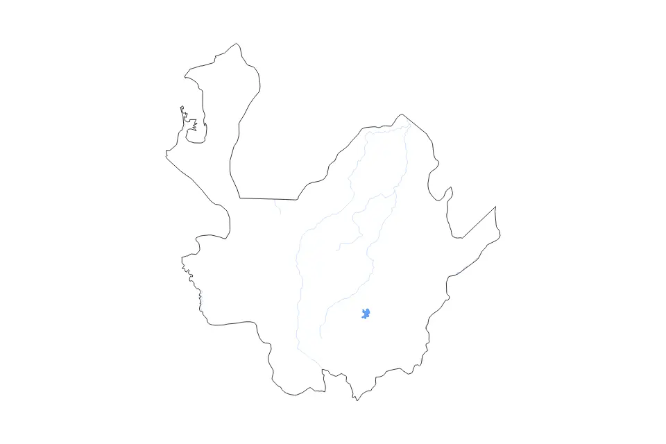 Outline map of Antioquia Department, Colombia with subdivision borders and major lakes and rivers.