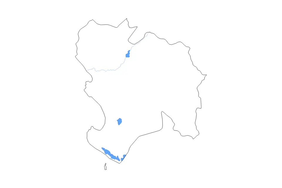 Outline map of Piura Department, Peru with subdivision borders and major lakes and rivers.